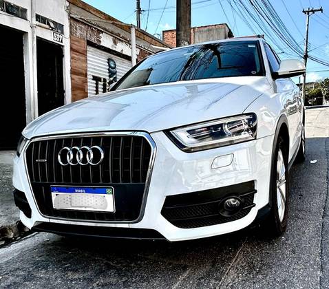 AUDI Q3 2.0 TFSI AMBIENTE QUATTRO 4P GASOLINA S TRONIC